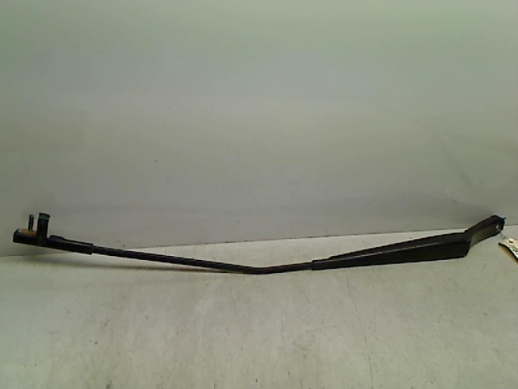 Bras essuie glace avant droit
