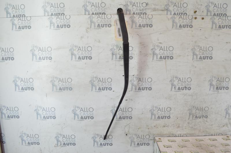 Braccio tergicristallo anteriore destro