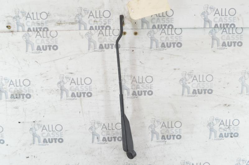 Braccio tergicristallo anteriore sinistro