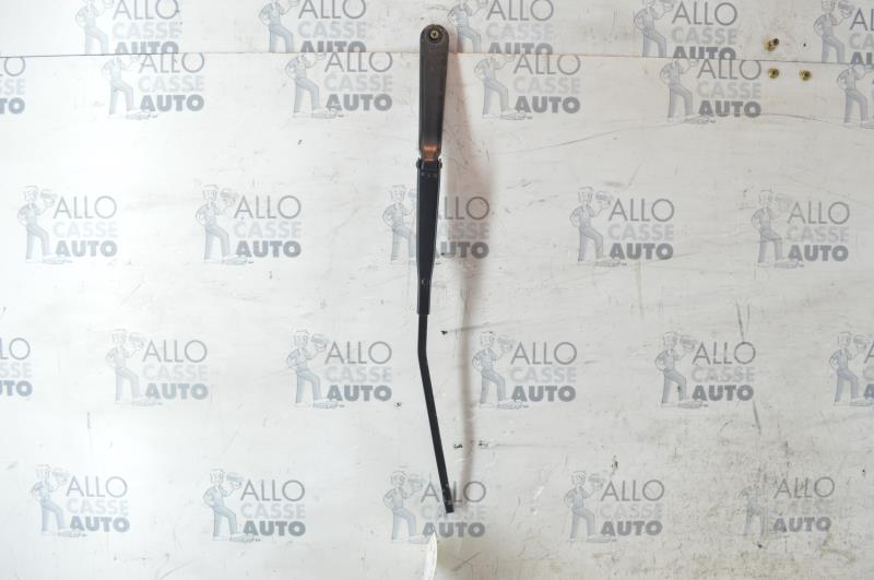 Braccio tergicristallo anteriore sinistro