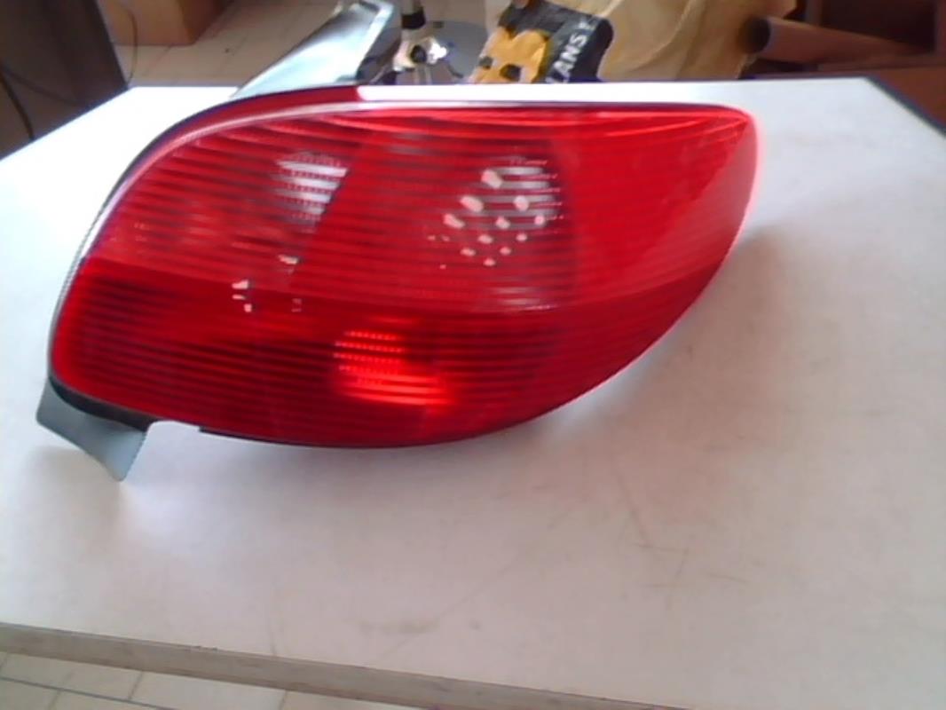 Fanale posteriore principale destro (luci)