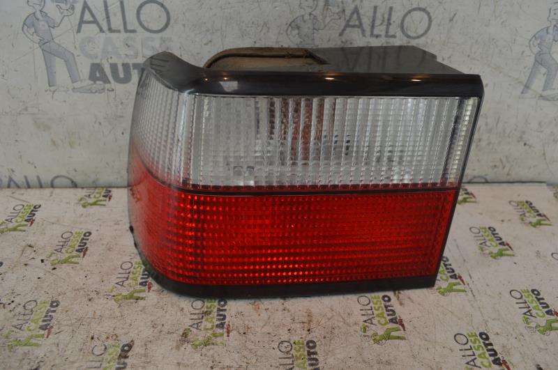 Fanale posteriore principale sinistro (luci)