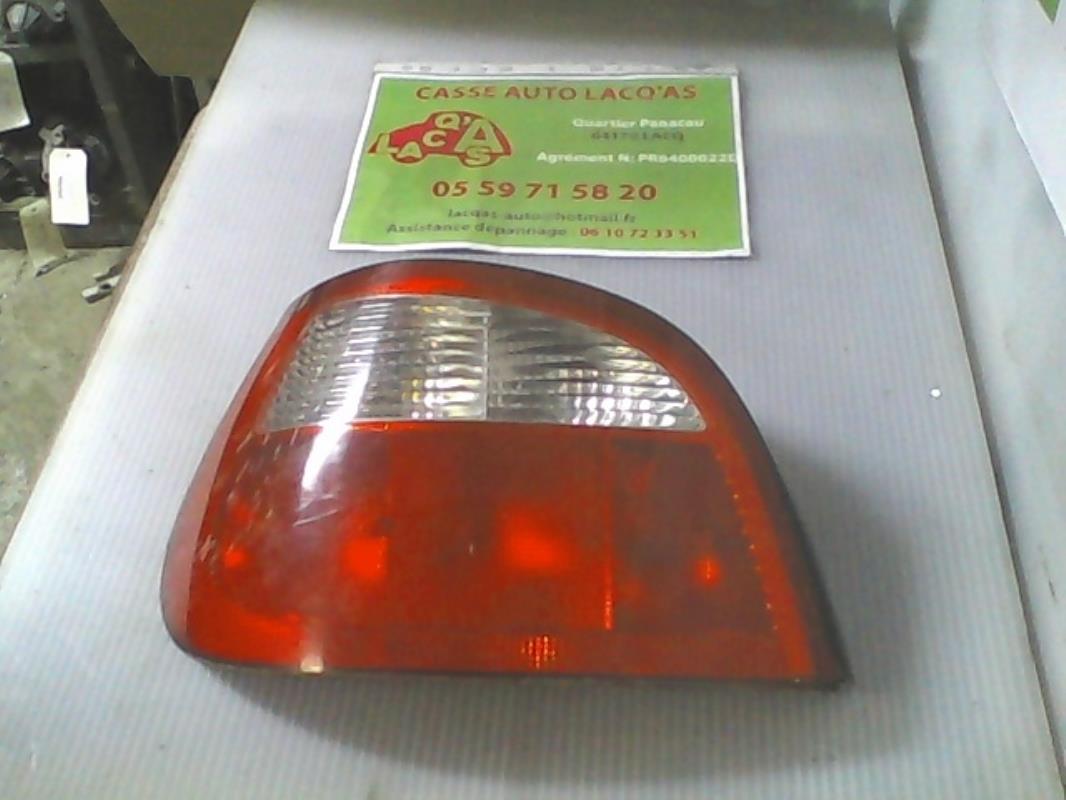 Fanale posteriore principale sinistro (luci)