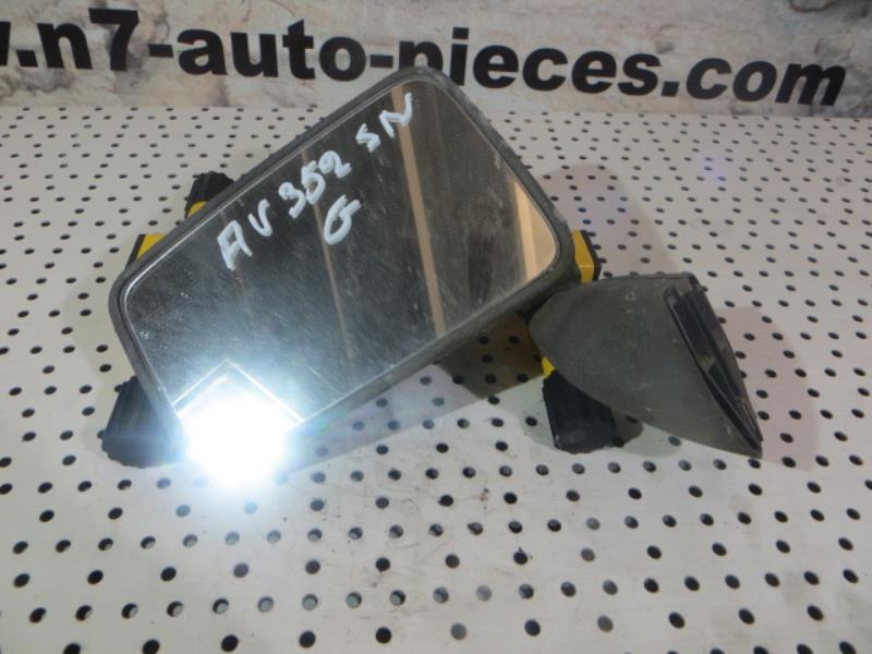 Retrovisor izquierdo
