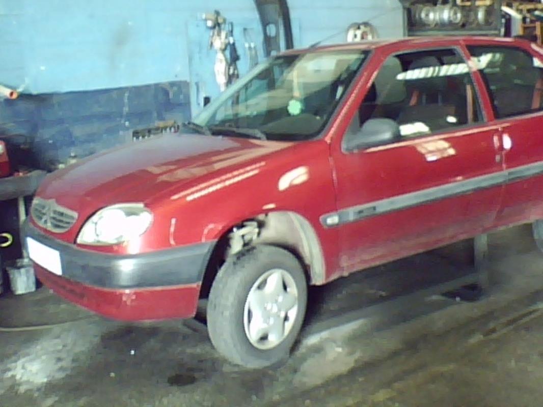Vitre avant gauche