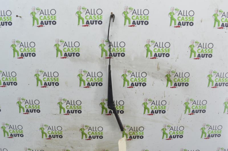 Braccio tergicristallo anteriore destro