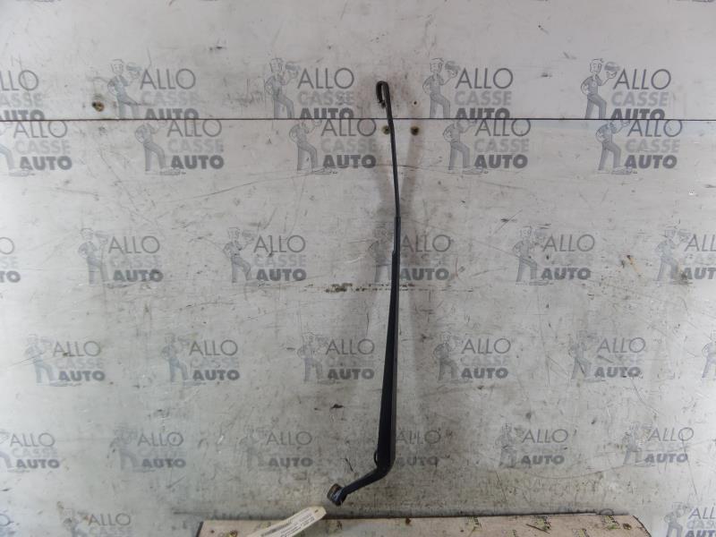 Braccio tergicristallo anteriore sinistro