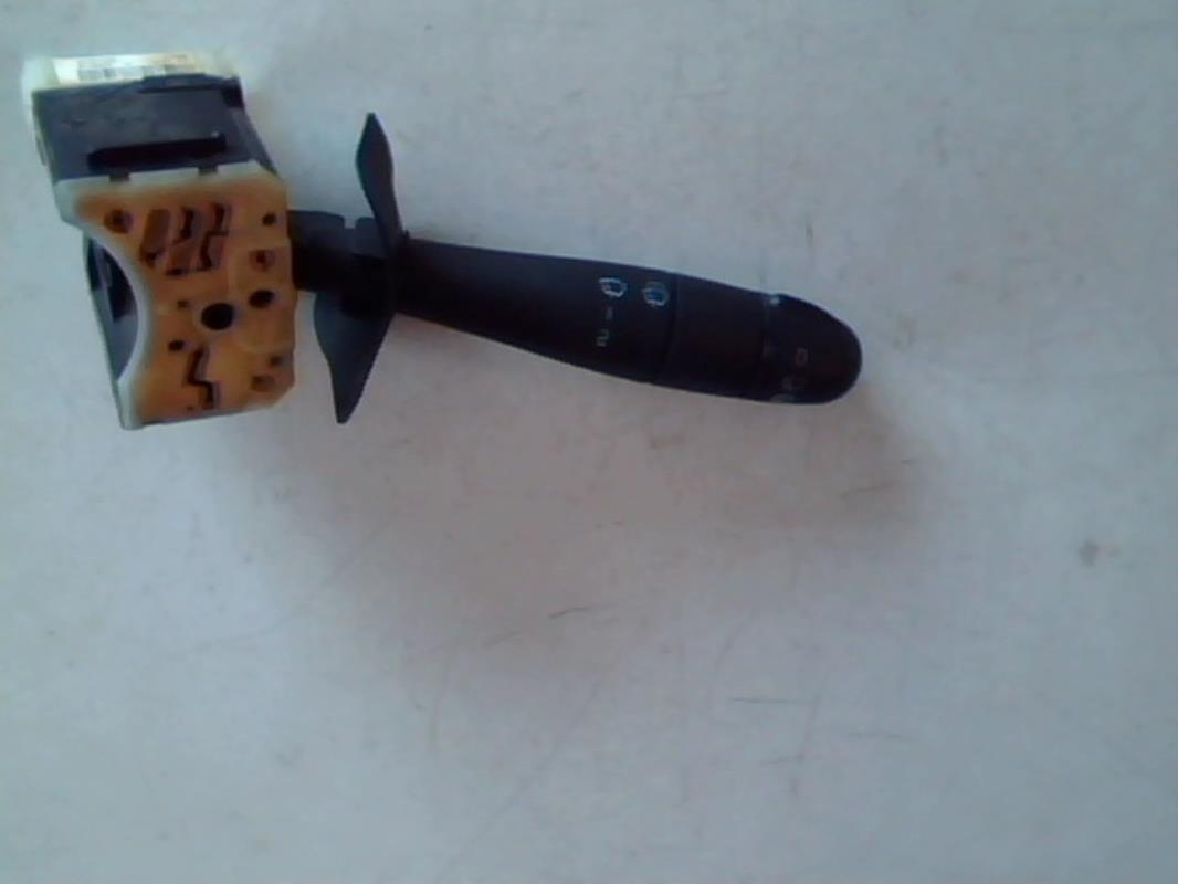 Commodo d'essuie glaces