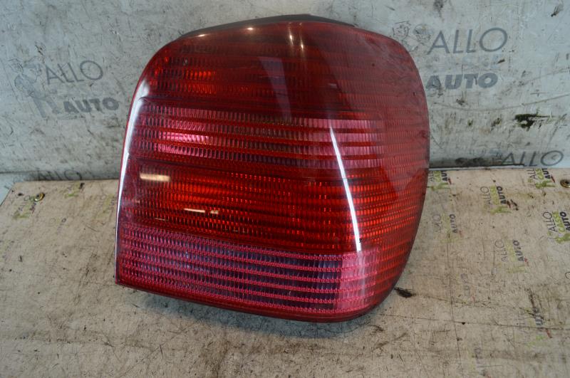 Fanale posteriore principale destro (luci)