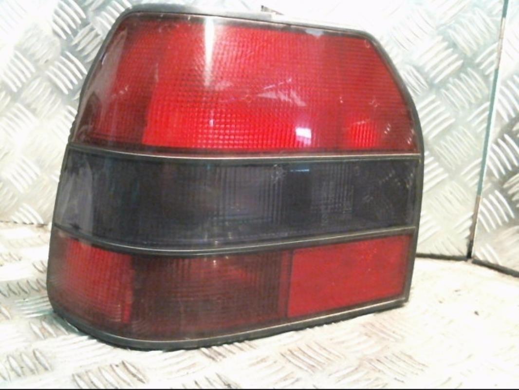 Fanale posteriore principale sinistro (luci)