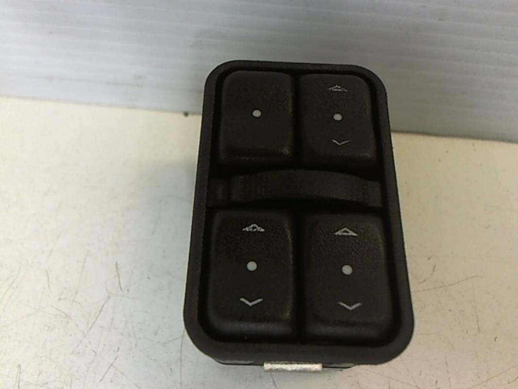 Interruptor de elevalunas