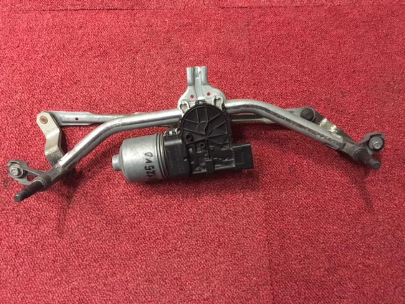 Moteur essuie glace avant