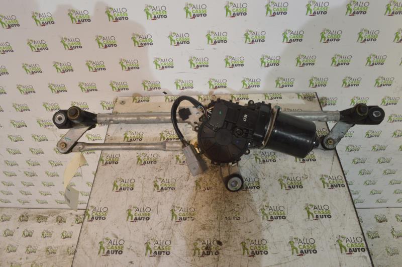Moteur essuie glace avant