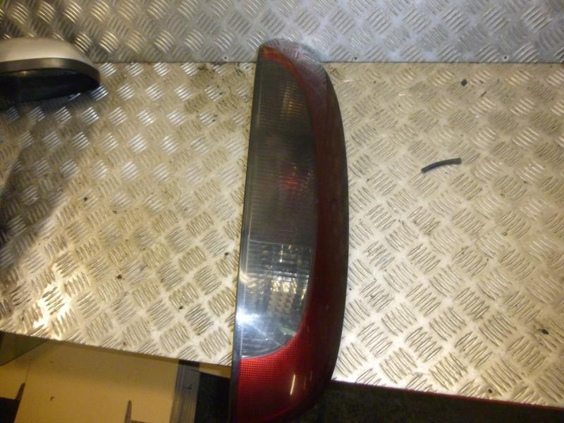 Fanale posteriore principale destro (luci)