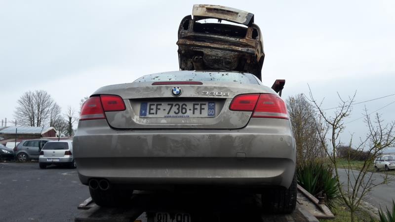 Moteur essuie glace avant