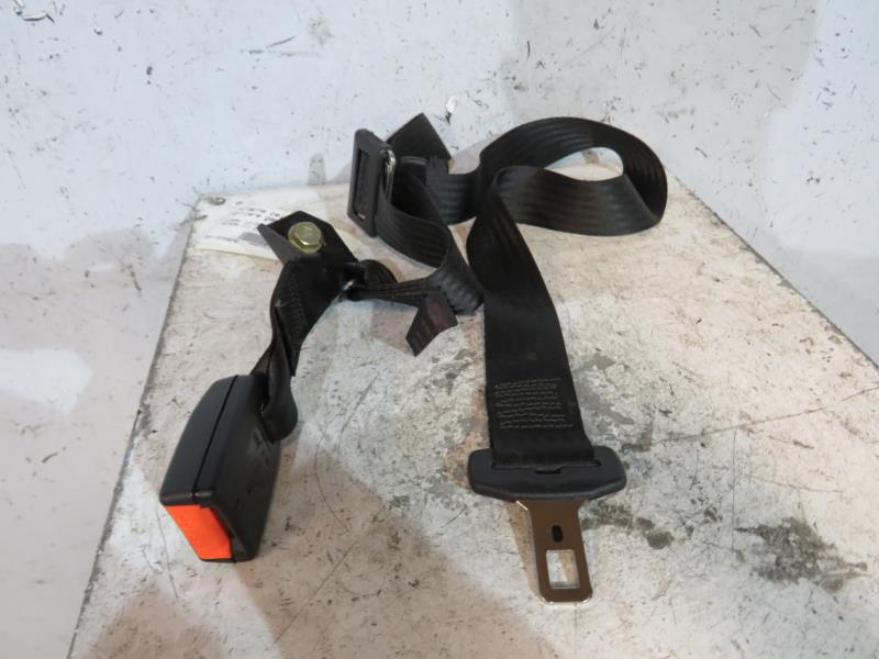 Attache ceinture arriere gauche