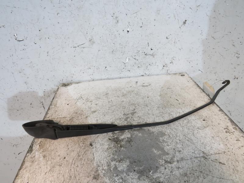 Bras essuie glace avant droit