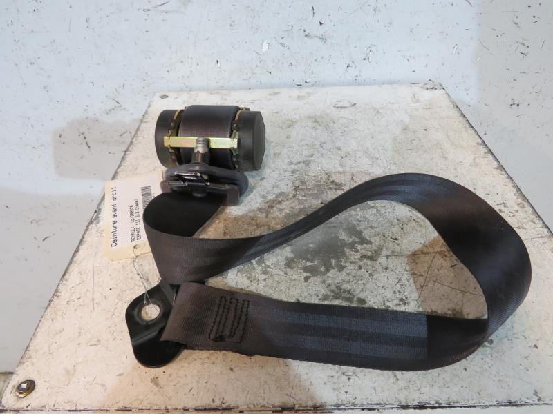 Cinturón de seguridad delantero derecho