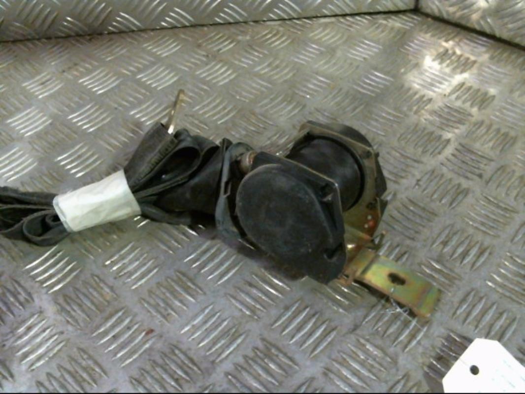 Ceinture avant gauche
