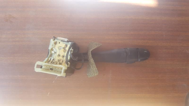 Commodo d'essuie glaces