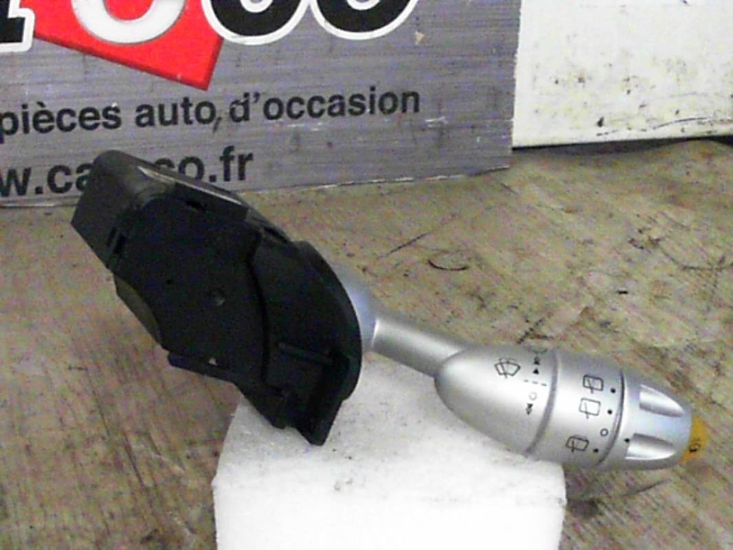 Commodo d'essuie glaces