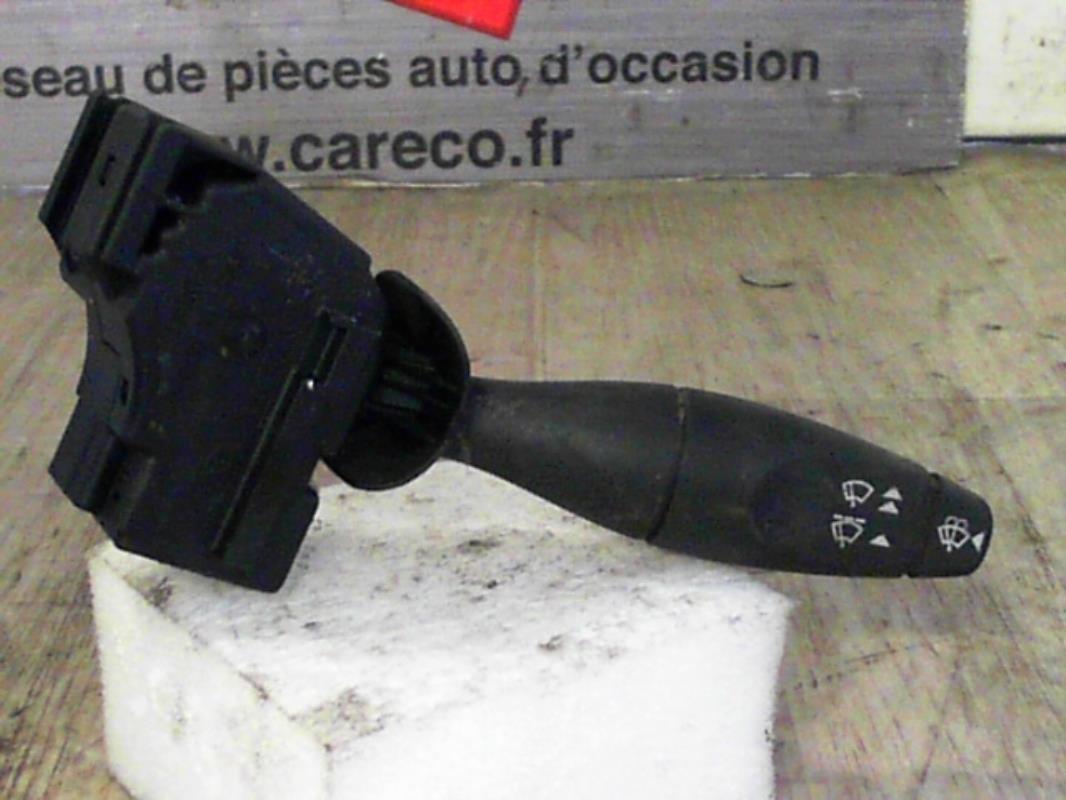 Commodo d'essuie glaces