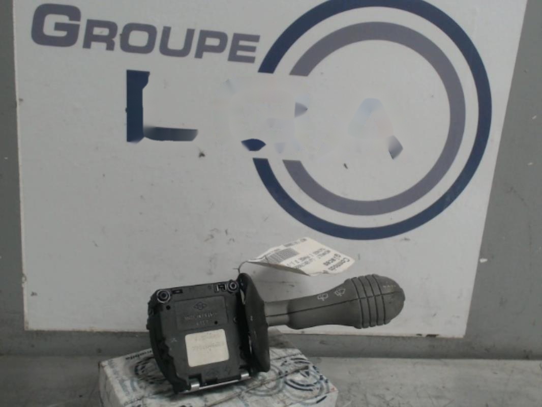 Commodo d'essuie glaces