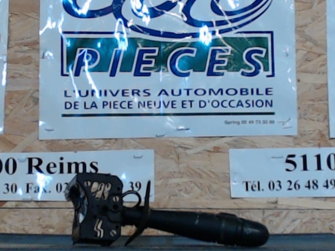 Commodo d'essuie glaces