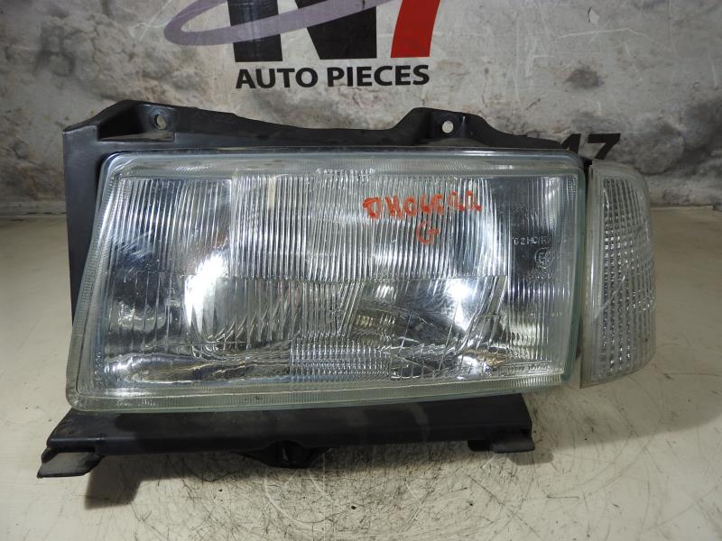 Gruppo ottico anteriore principale sinistro (luci)(faro)
