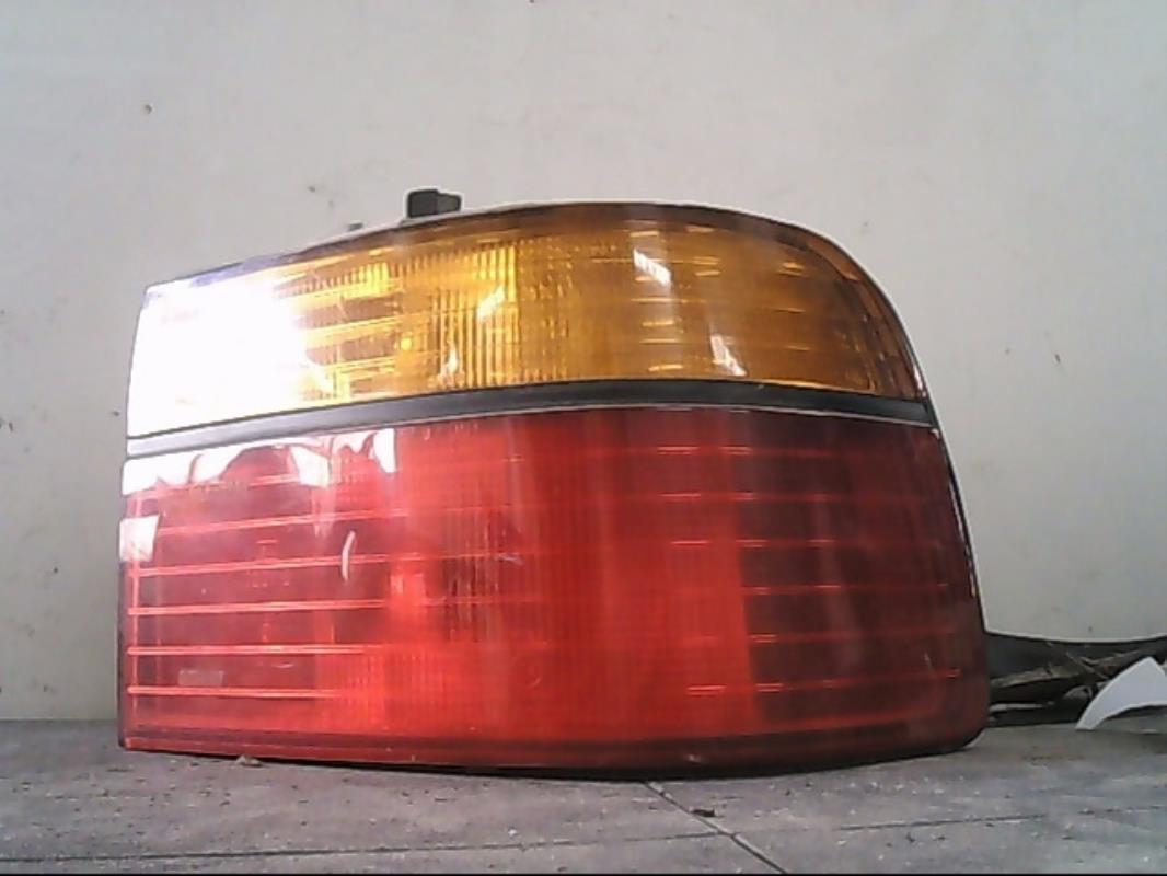 Fanale posteriore principale destro (luci)