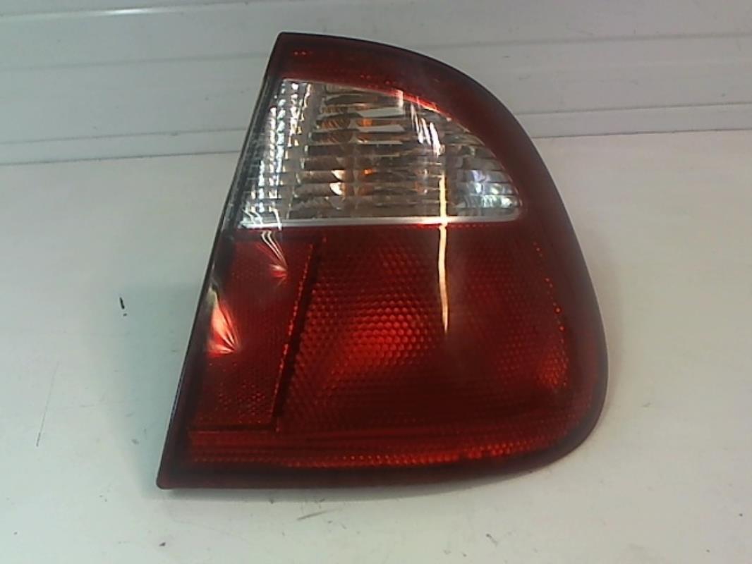 Fanale posteriore principale destro (luci)