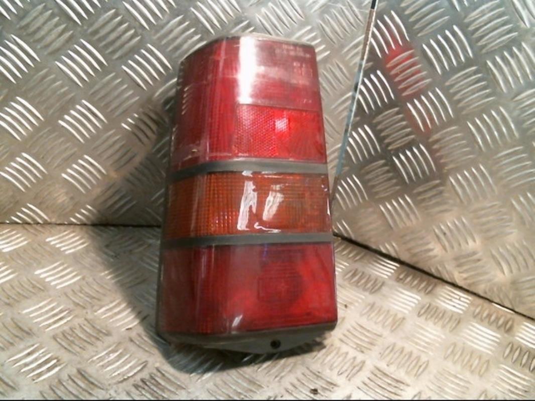 Fanale posteriore principale sinistro (luci)