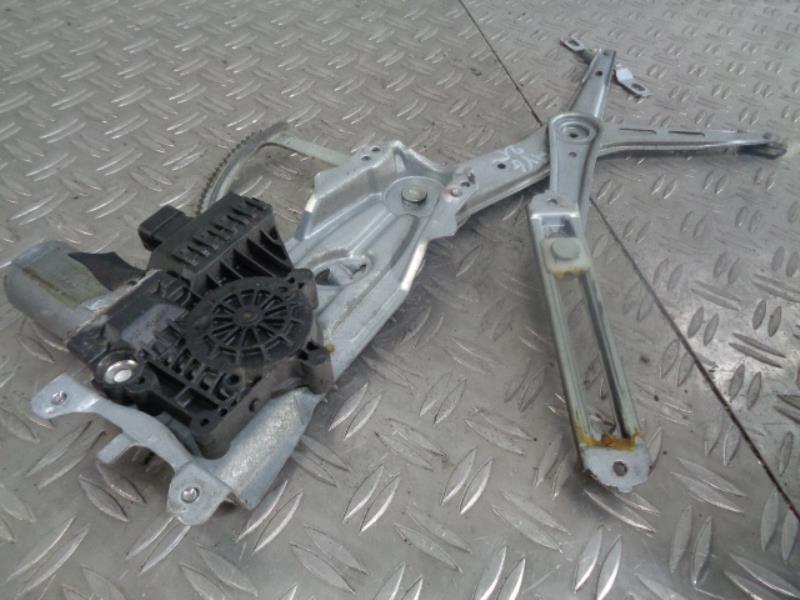 Leve vitre electrique avant gauche