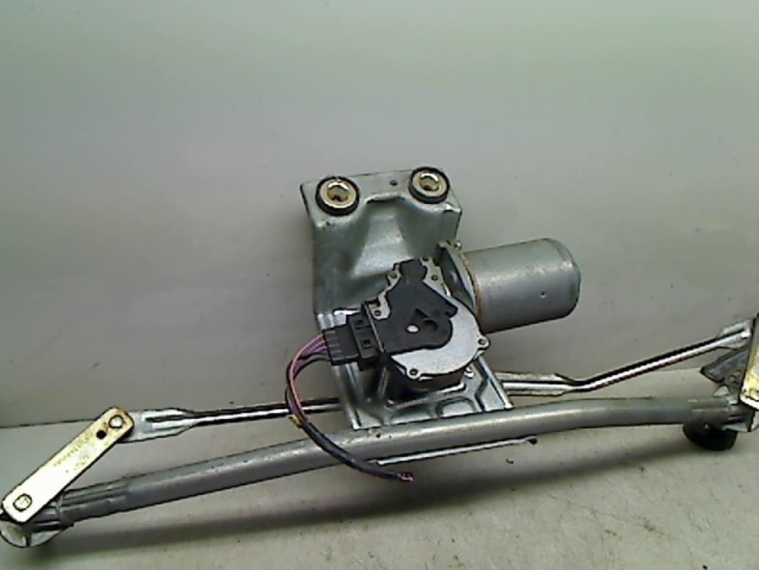 Moteur essuie glace avant