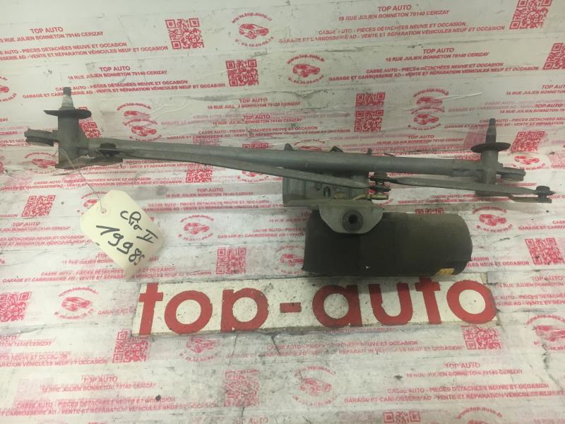 Moteur essuie glace avant