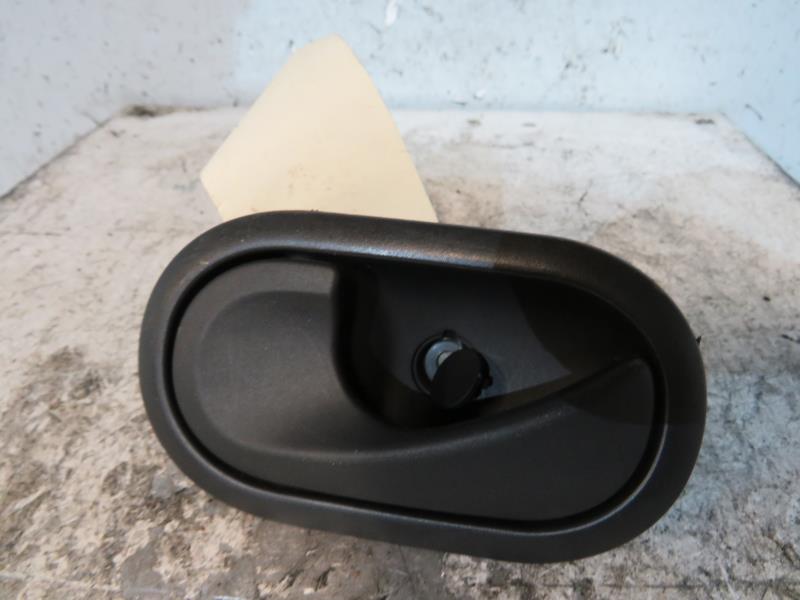 Poignee interieur arriere gauche