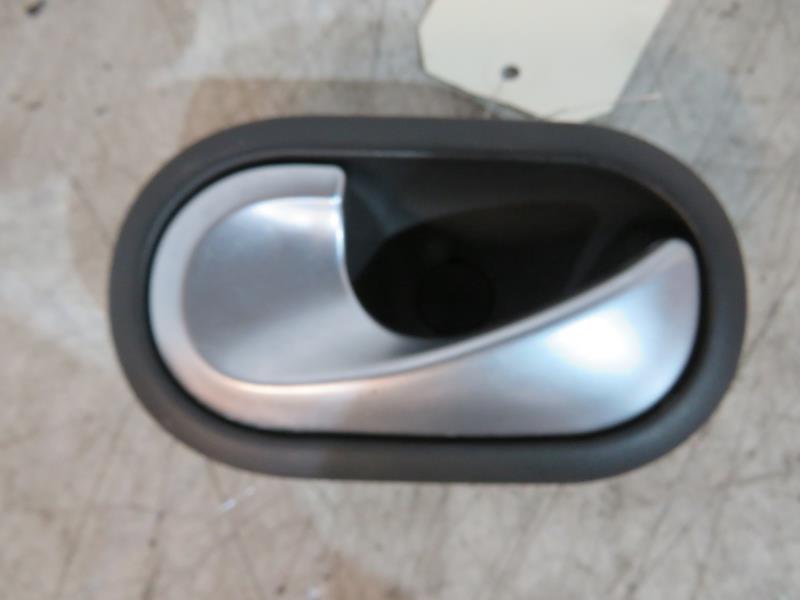Poignee interieur arriere gauche