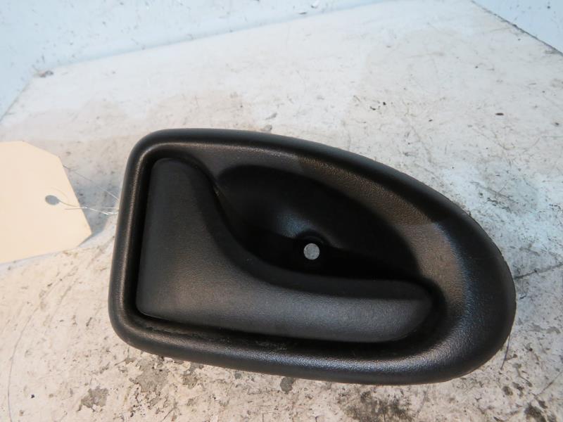 Poignee interieur avant gauche