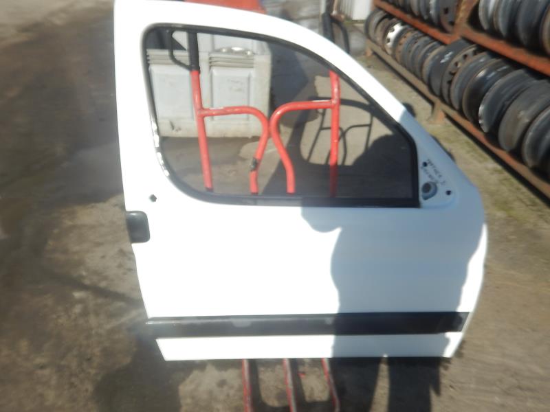 Porte avant droit
