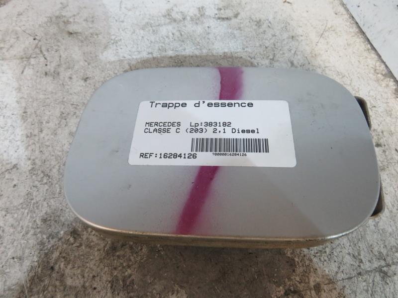 Trappe d'essence