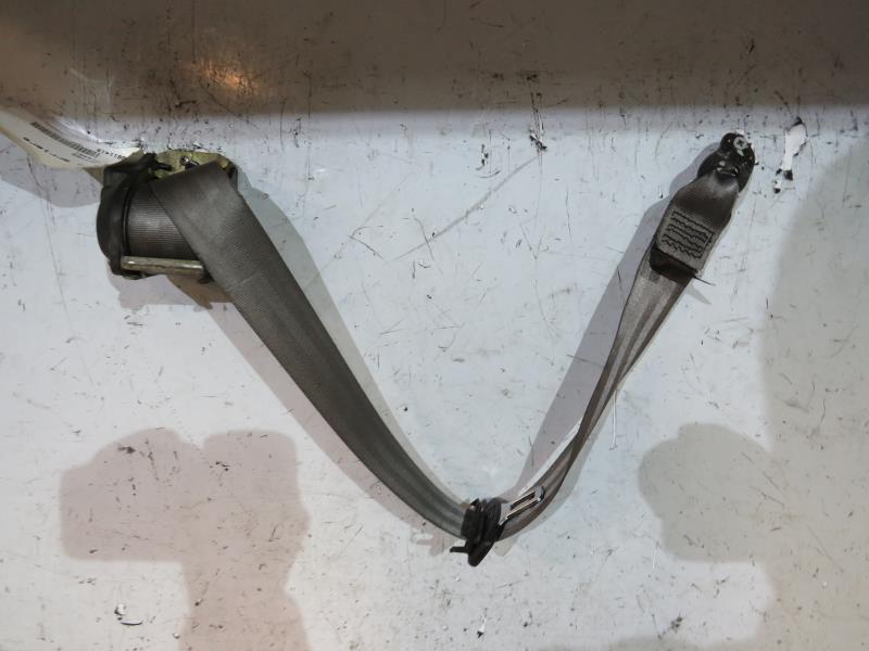 Cinturón de seguridad trasero izquierdo