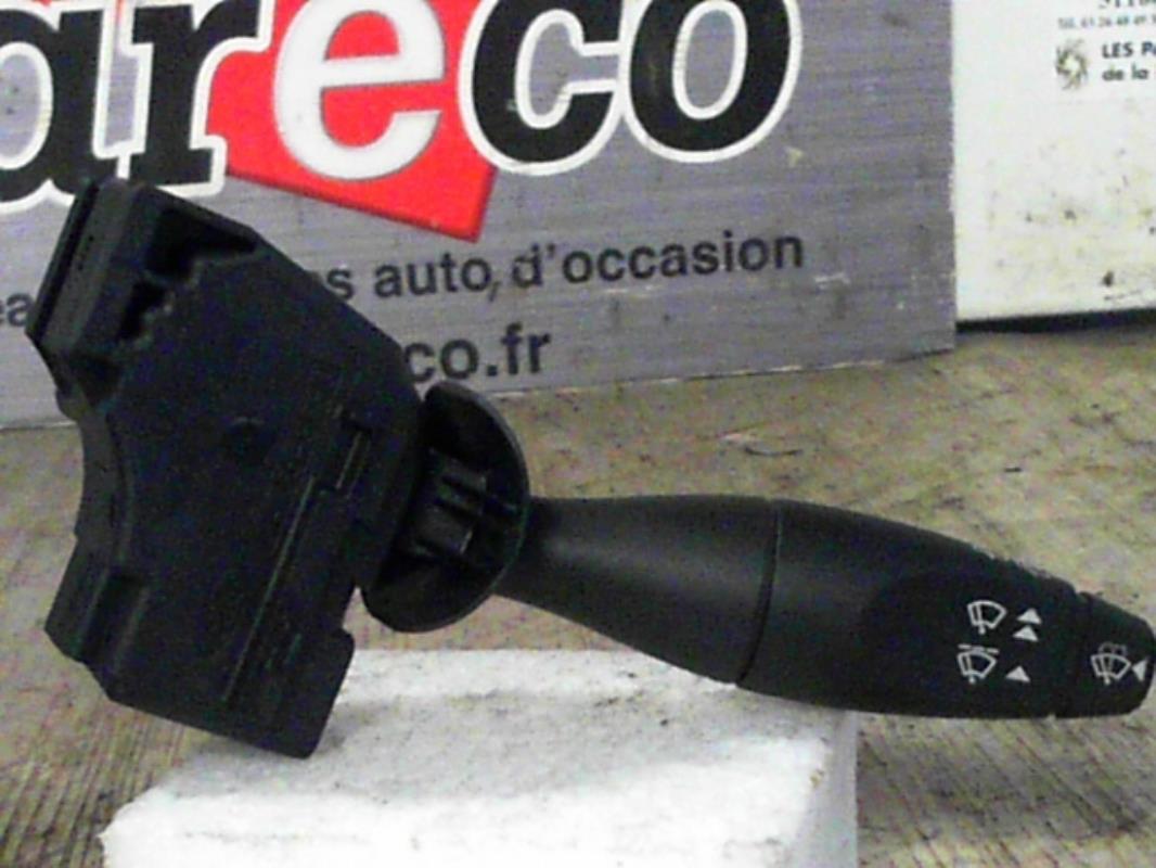 Commodo d'essuie glaces