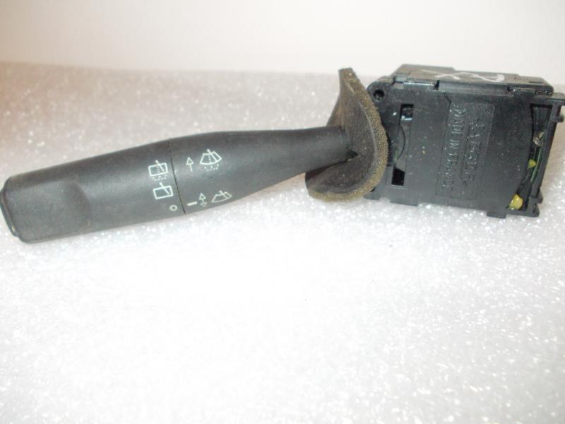 Commodo d'essuie glaces