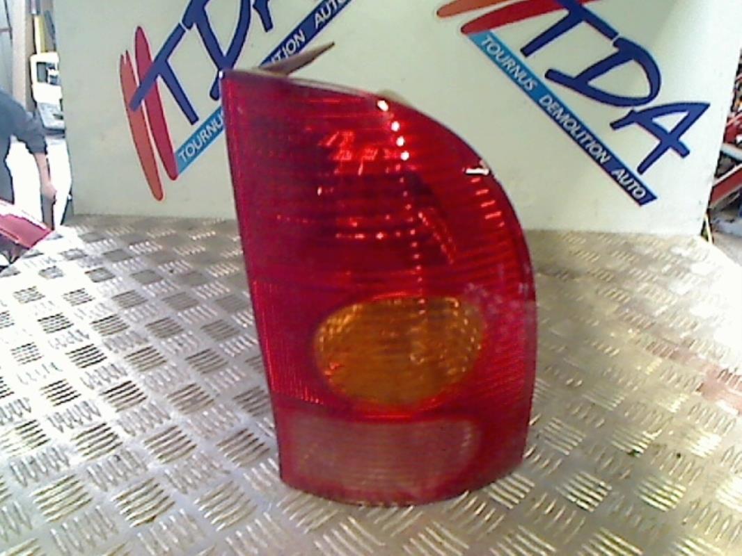 Fanale posteriore principale destro (luci)