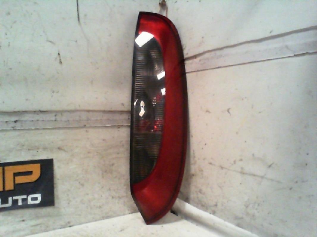 Fanale posteriore principale destro (luci)