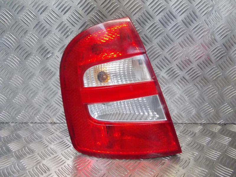 Fanale posteriore principale sinistro (luci)