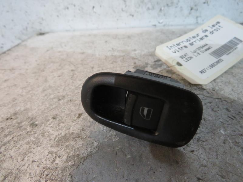 Interrupteur de leve vitre arriere droit