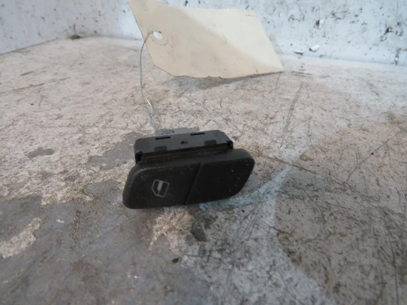 Interruttore lavacristalli anteriore destro