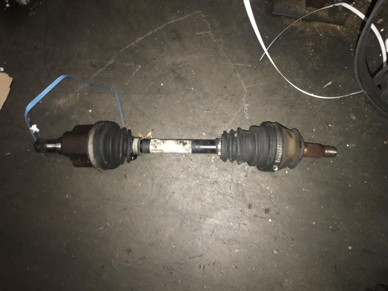 Cardan gauche (transmission)