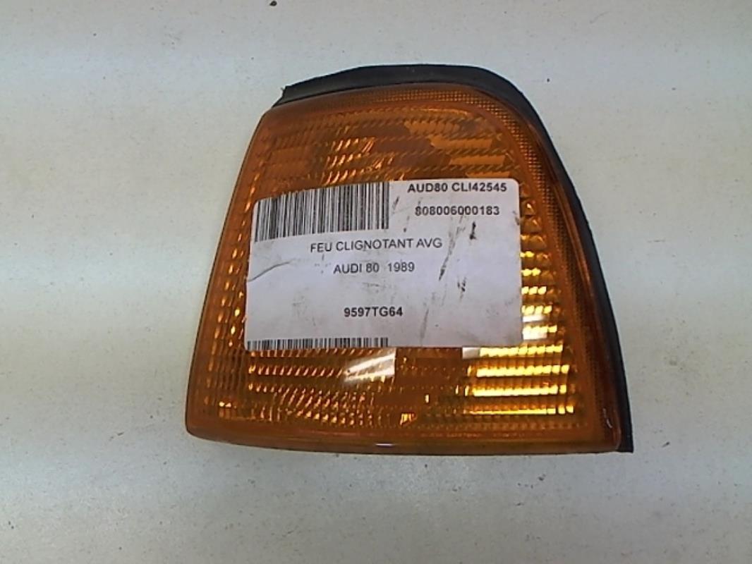 Óptica delantera secundaria izquierda (luces) (intermitente)